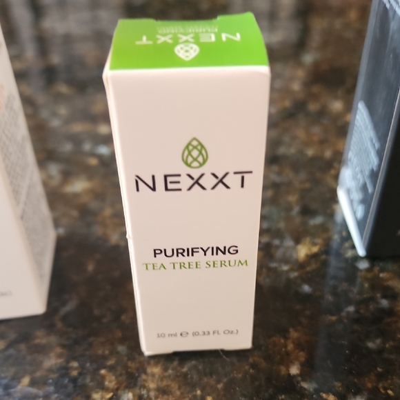 Nexx Skincare Trio - White, Green, and Black Serums - Picture 3 of 4